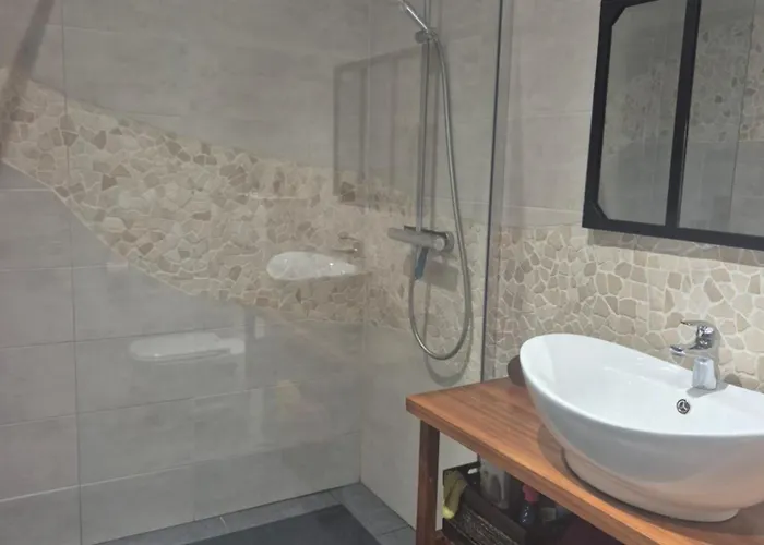 D'hote D'artiste Vendégház Mandelieu